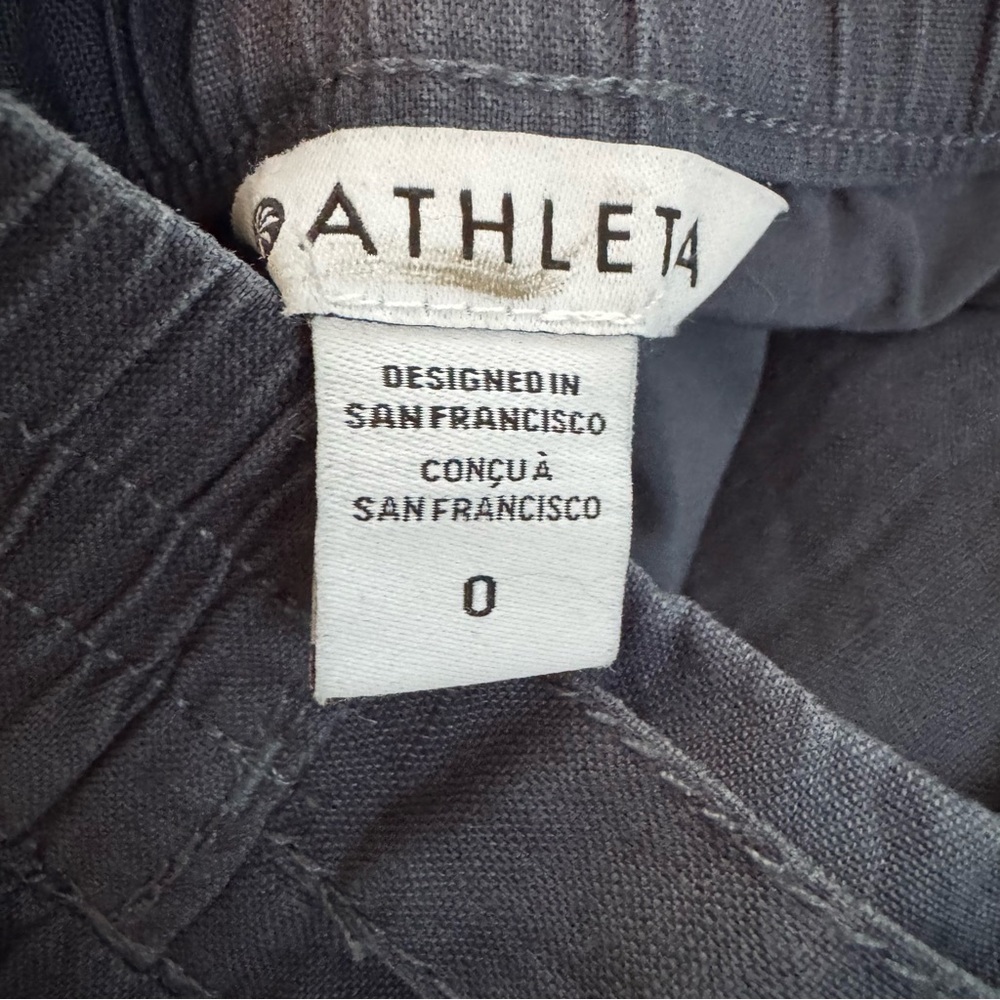 ATHLETA Voyager 100% LINEN Relaxed Shorts Granite Blue Adjustable Waist. NWT. 0 - Picture 5 of 15